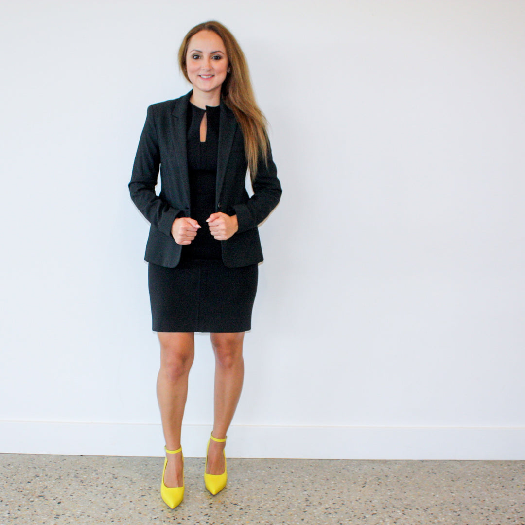 How to brigthen up your corporate outfits - Luminous Assembly